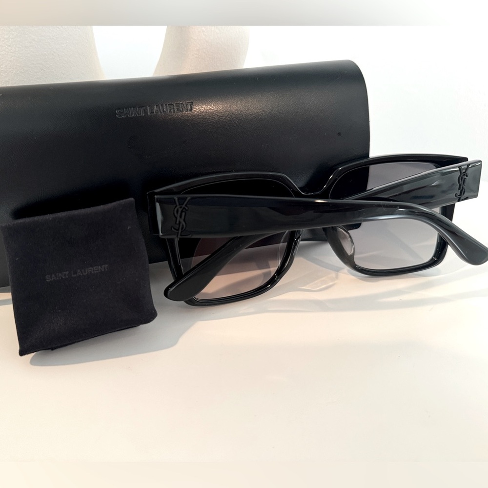YSL Saint Laurent Black SUNGLASSES